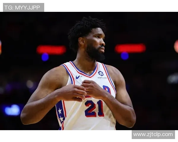 76人加时险胜雄鹿！马克西54分神迹+关键三分救主，恩比德挡拆配合锁定胜局，雄鹿致命失误葬送比赛